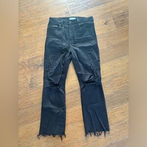 Carly Jean Los Angeles distressed Kate jeans. Like New. Size 7